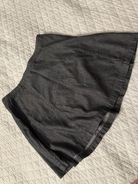 ✨ 3 for $30 ✨ Vans Skirt